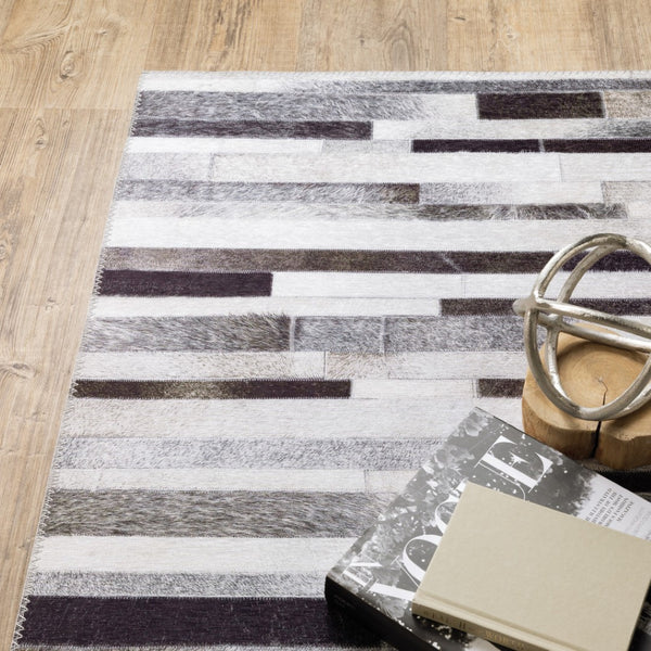 HomeRoots 5' Modern Geometric Area Rug in Grey, Charcoal & Beige - Stain Resistant for Easy Care & Style 8' X 10' 509495