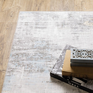HomeRoots 5' Gray And Ivory Abstract Area Rug - Modern, Stain-Resistant Design for Busy Homes and Stylish Spaces 8' X 10' 509507