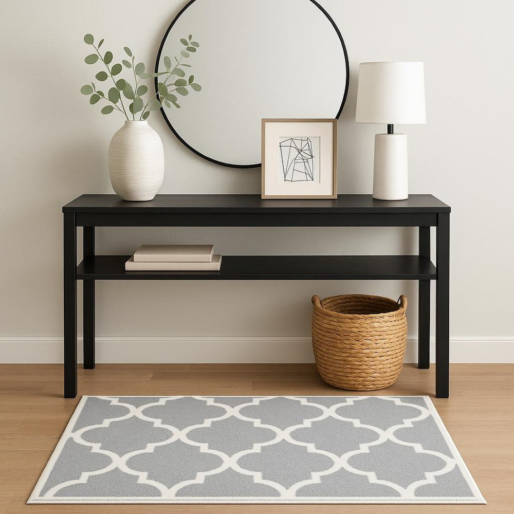 HomeRoots 2' Modern Geometric Shag Runner Rug - Stain-Resistant Floor Covering for High-Traffic Spaces 4' X 6' 509900
