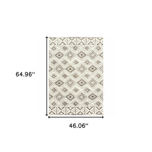Homeroots 4' X 6' Ivory And Brown Geometric Shag Power Loom Stain Resistant Area Rug  Polyester 509907