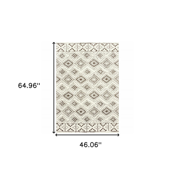Homeroots 4' X 6' Ivory And Brown Geometric Shag Power Loom Stain Resistant Area Rug  Polyester 509907