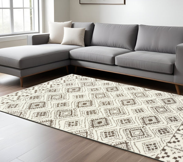HomeRoots 2' Modern Ivory and Brown Geometric Shag Runner Rug - Soft, Stain-Resistant, Durable for High Traffic Areas 7' X 10' 509909