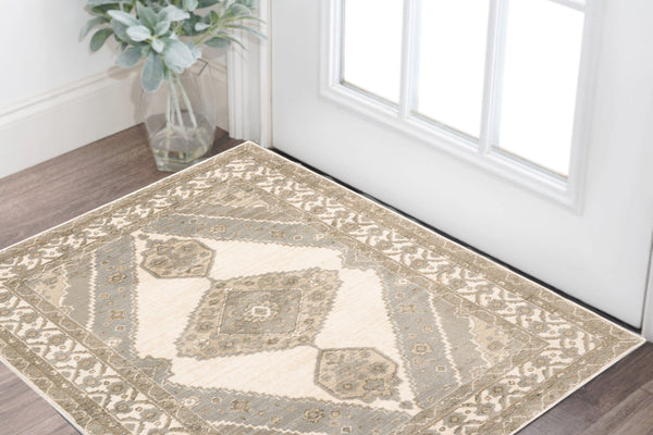 Homeroots 2' Beige And Ivory Oriental Area Rug – Durable, Stain Resistant Design For Cozy Spaces With Kids & Pets 2' X 3' Polypropylene,Nylon 510116
