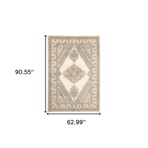 Homeroots 2' Beige And Ivory Oriental Area Rug – Durable, Stain Resistant Design For Cozy Spaces With Kids & Pets 5' X 7' Polypropylene,Nylon 510119