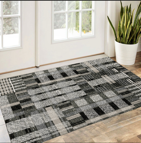 Homeroots 3' X 5' Gray And Black Geometric Power Loom Area Rug Black,Grey Other Material 510193