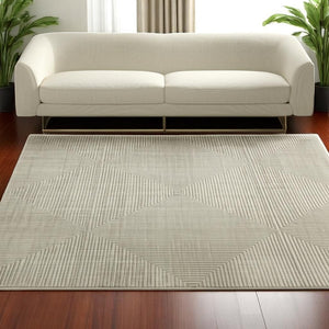 HomeRoots 8' Geometric Ivory Beige Taupe Runner Rug with Fringe - Elegant, Durable, Stain-Resistant Design 5' X 8' 510323