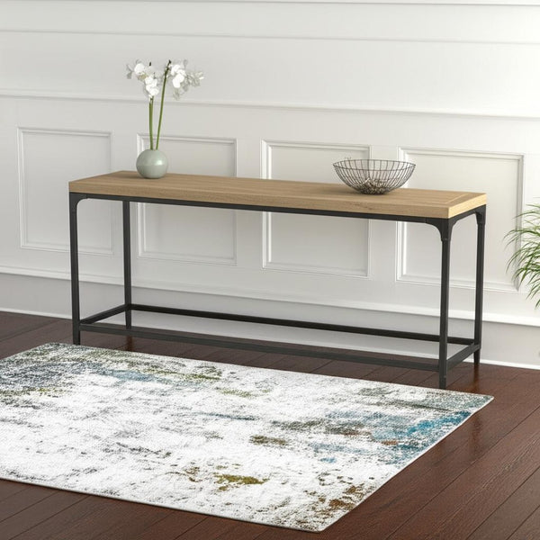 HomeRoots 4' Elegant Ivory and Blue Abstract Area Rug - Stain-Resistant, Non-Skid for Modern Living Spaces 4' X 6' 510647