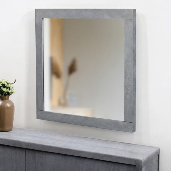 Homeroots 35" Gray Wood Framed Accent Mirror  Glass,Mdf 510888