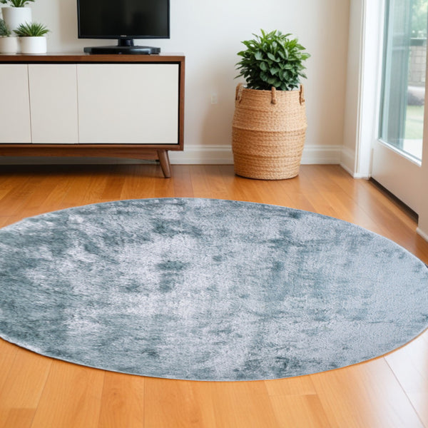 Homeroots 8' Blue And Silver Shag Hand Tufted Round Rug Blue,Silver Polyester 510987