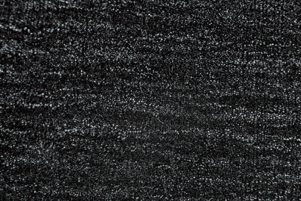 Homeroots 4' Black Wool Hand Woven Area Rug - Stain Resistant, Unique Artisan Craftsmanship For Modern Spaces 8' Round Wool 511047