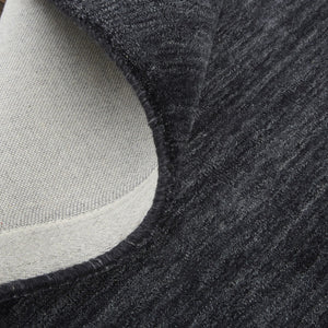 Homeroots 4' Black Wool Hand Woven Area Rug - Stain Resistant, Unique Artisan Craftsmanship For Modern Spaces 8' Round Wool 511047