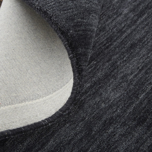 Homeroots 4' Black Wool Hand Woven Area Rug - Stain Resistant, Unique Artisan Craftsmanship For Modern Spaces 8' Round Wool 511047