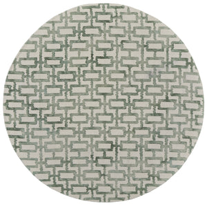 Homeroots 10' Ivory And Green Round Trellis Hand Tufted Area Rug Ivory,Green Wool Blend 511102