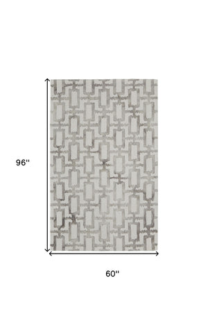 Homeroots 5' X 8' Ivory And Taupe Wool Geometric Tufted Handmade Area Rug Ivory,Taupe Wool 511105
