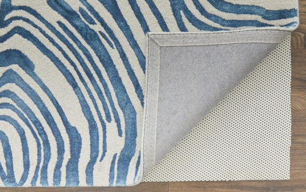 HomeRoots 4' Blue and Ivory Wool Geometric Tufted Handmade Area Rug for a Stylish and Cozy Home Decor 5' X 8' 511111