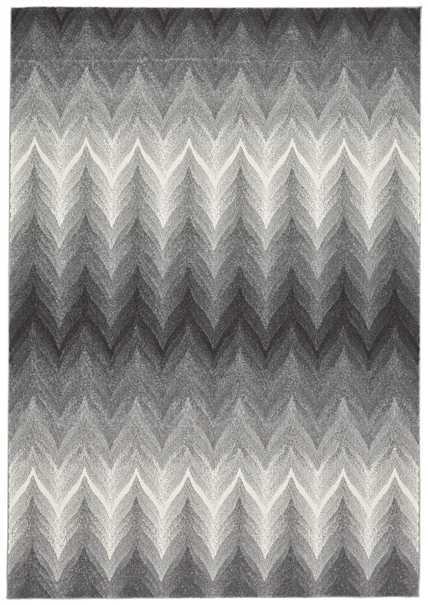 Homeroots 5' X 8' Gray And White Geometric Area Rug  Polypropylene 511153