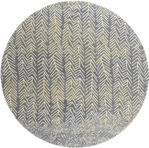 Homeroots 8' Gray And White Abstract Non Skid Round Rug  Polypropylene 511171
