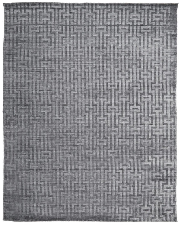 HomeRoots 5' Hand-Woven Geometric Area Rug - Stylish Contemporary Design with Metallic Tones for Modern Spaces Gray/Silver 5' x 8' 511182