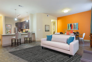 Homeroots 2' X 3' Gray Geometric Hand Woven Area Rug Gray Viscose 511186