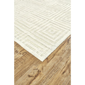 Homeroots 6' X 9' Ivory Geometric Hand Woven Area Rug Ivory Viscose 511188