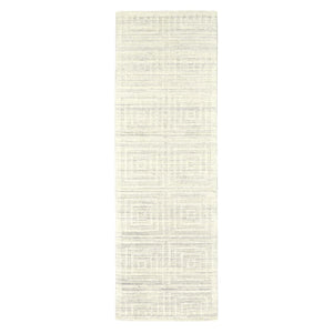 Homeroots 8' Ivory Geometric Hand Woven Runner Rug Ivory Viscose 511189