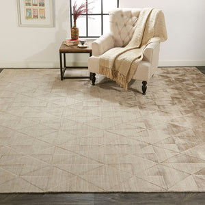 Homeroots 5' X 8' Taupe Geometric Hand Woven Area Rug Taupe Viscose 511192
