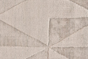 Homeroots 5' X 8' Taupe Geometric Hand Woven Area Rug Taupe Viscose 511192