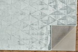 Homeroots 8' X 10' Gray Ivory And Silver Geometric Hand Woven Area Rug Gray,Ivory,Silver Viscose 511196