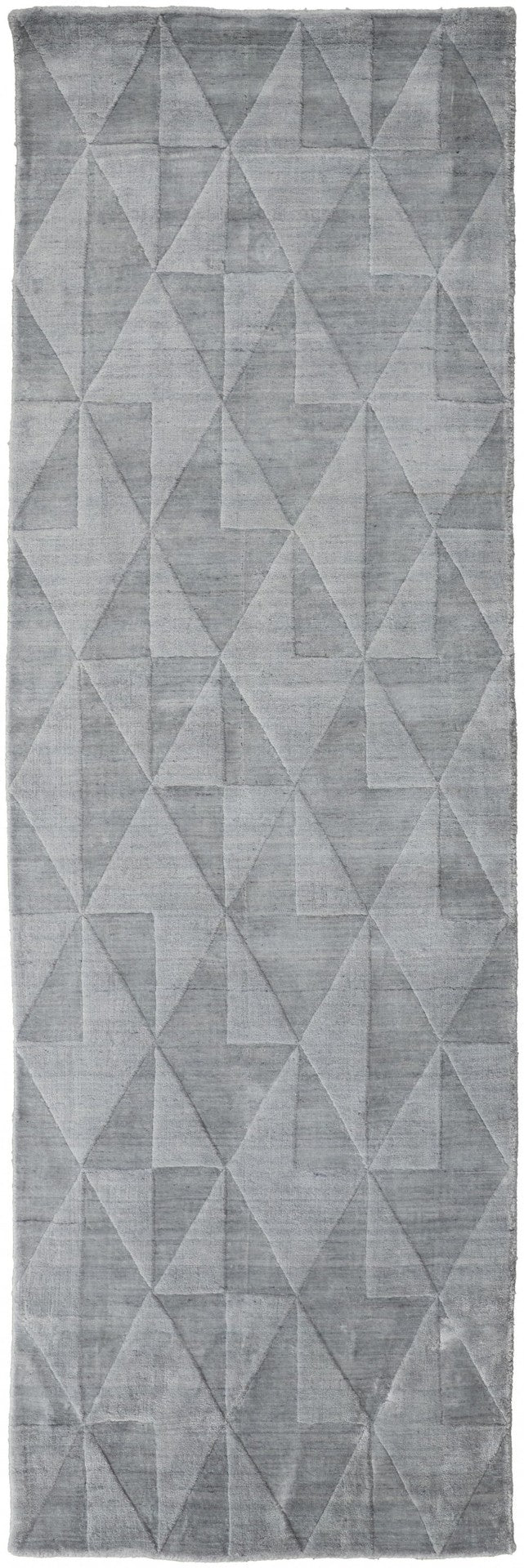 HomeRoots 4' Hand-Woven Gray Geometric Area Rug - Artisan Crafted, Modern Design for Stylish Spaces and Durability 8' Runner 511198