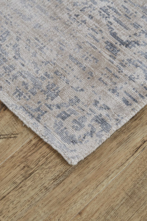HomeRoots 5' Gray and Ivory Hand-Woven Abstract Area Rug - Artisan Charm for Modern Homes and Transitional Spaces 5' X 8' 511328