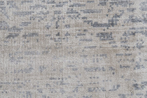 HomeRoots 5' Gray and Ivory Hand-Woven Abstract Area Rug - Artisan Charm for Modern Homes and Transitional Spaces 5' X 8' 511328