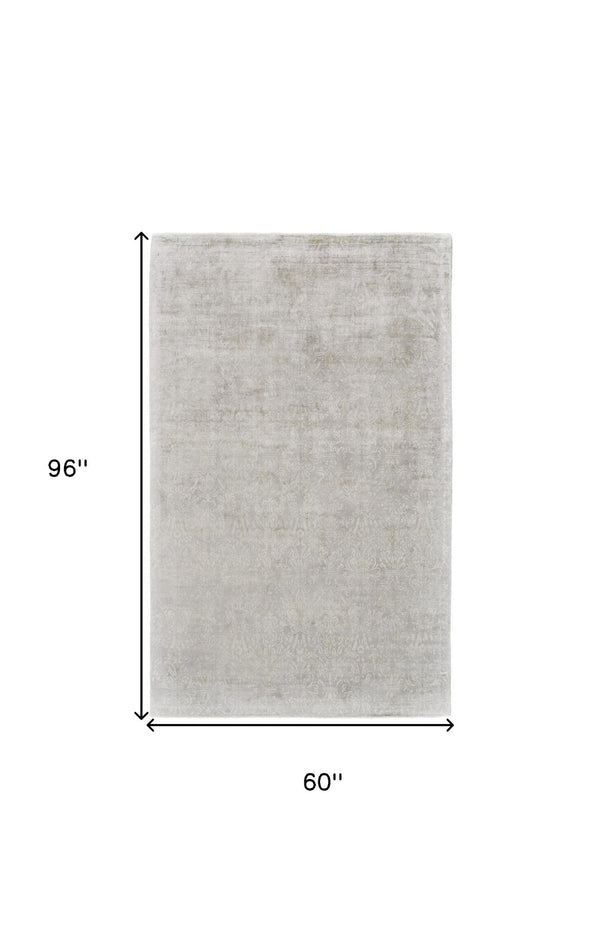 HomeRoots 5' Hand-Woven Gray and Ivory Abstract Area Rug - Elegant Design for Modern and Transitional Spaces 5' x 8' 511330