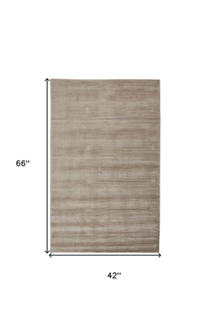 Homeroots 4' Hand Woven Area Rug - Unique Artisan Crafted Design For Stylish Home Décor And Comfort 4' X 6' Viscose 511337