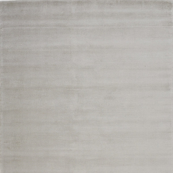 Homeroots 4' Hand Woven Area Rug - Unique Artisan Crafted Design For Stylish Home Décor And Comfort 5' X 8' Viscose 511350