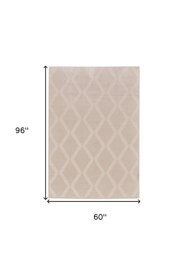 HomeRoots 5' Ivory Geometric Area Rug - Stylish, Durable, and Easy-Care Addition to Any Living Space Decor 5' X 8' 511367