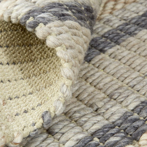 HomeRoots 4' Hand Woven Wool Area Rug in Gray and Ivory Stripes - Stylish, Durable, and Stain Resistant Design 8' X 11' 511398