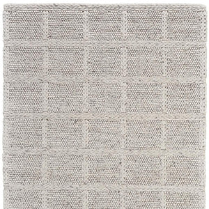 HomeRoots 4' Hand-Woven Wool Plaid Area Rug in Gray and Ivory - Cozy, Durable, and Timeless Home Accent Piece 5' X 8' 511403