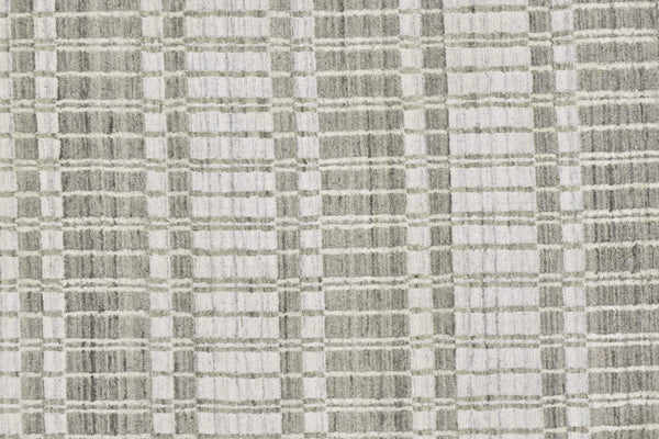 Homeroots 5' X 8' Ivory Taupe And Tan Striped Hand Woven Area Rug Ivory,Taupe,Tan Viscose 511461