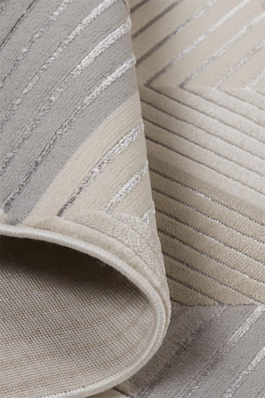 HomeRoots 9' Elegant Beige, Gray, and Ivory Geometric Area Rug – Durable Turkish Craftsmanship for Modern Spaces 10' X 13' 511472