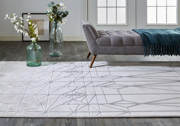 HomeRoots 5' Contemporary Stain-Resistant Geometric Area Rug in White, Silver, and Gray for Modern Spaces 5' X 8' 511476