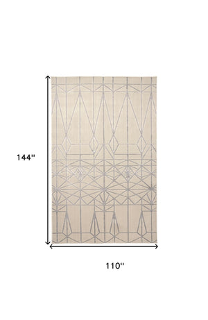 HomeRoots 5' Contemporary Stain-Resistant Geometric Area Rug in White, Silver, and Gray for Modern Spaces 9' X 12' 511478