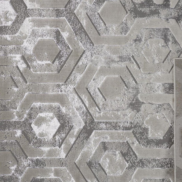 HomeRoots 4' Transform Your Space with a Gray Taupe and Silver Abstract Area Rug for Modern Elegance 4' X 6' 511483