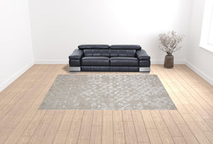 Homeroots 10' X 13' Silver Gray And White Abstract Stain Resistant Area Rug  Polyester 511500