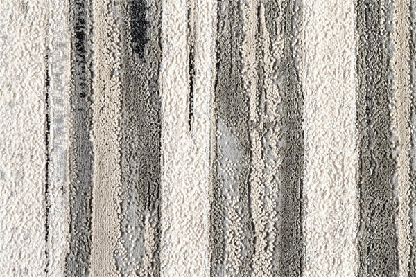 HomeRoots 4' Stylish Black and Silver Abstract Area Rug for Living Rooms, Bedrooms, and Home Offices - Non-Skid 4' X 6' 511518