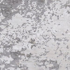 HomeRoots 4' Contemporary Silver Gray and White Abstract Area Rug - Elegant Design for Modern Spaces 4' X 6' 511530