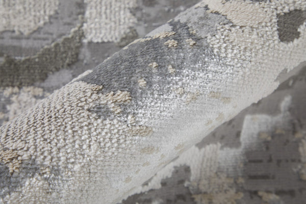 HomeRoots 4' Contemporary Silver Gray and White Abstract Area Rug - Elegant Design for Modern Spaces 8' X 10' 511532