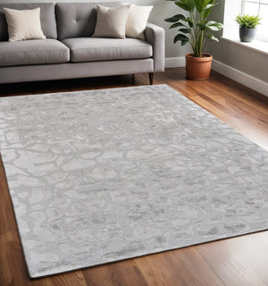 HomeRoots 5' Gray and Silver Abstract Handmade Area Rug - Contemporary Soft Texture for Any Room Decor 5' X 8' 511579