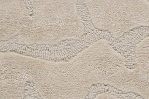 HomeRoots 5' Gray and Silver Abstract Handmade Area Rug - Contemporary Soft Texture for Any Room Decor 4' X 6' 511583