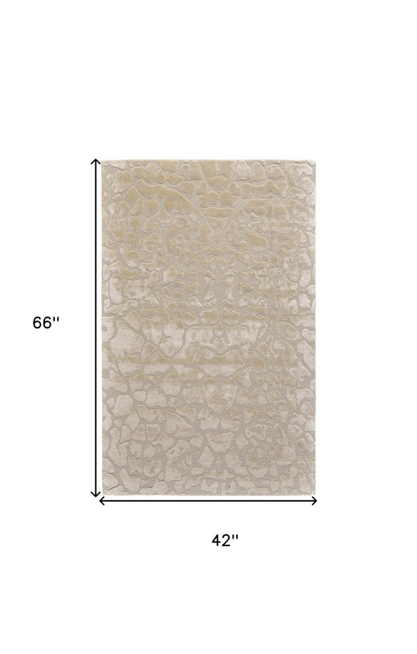 HomeRoots 5' Gray and Silver Abstract Handmade Area Rug - Contemporary Soft Texture for Any Room Decor 4' X 6' 511583
