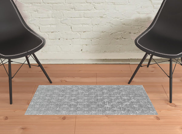 Homeroots 2' X 3' Gray And Silver Wool Abstract Tufted Handmade Area Rug Gray,Silver Wool 511604